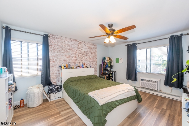 PRIMARY BED