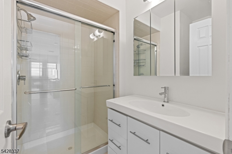 Ensuite in 3rd Bedroom