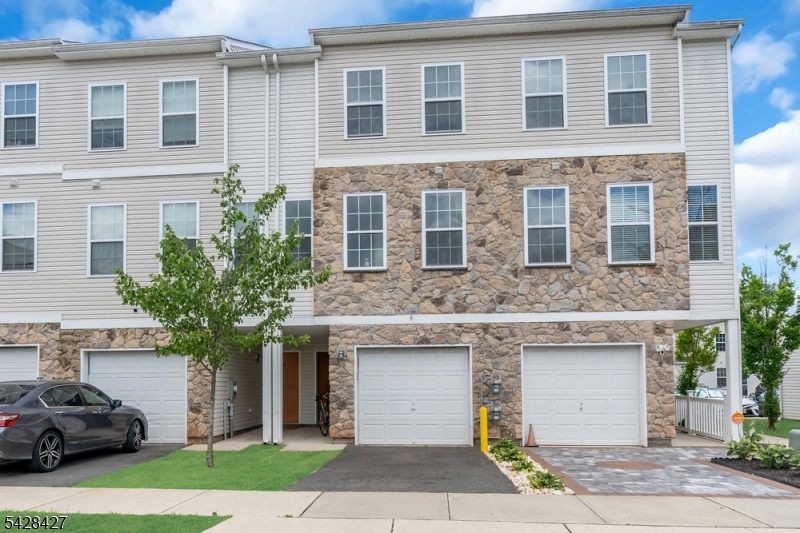 16 Paulina Pl, Franklin Twp., NJ 08873 Listing Photo  0