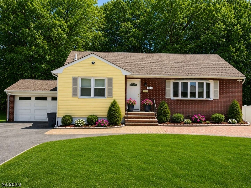 286 N Livingston Ave, Livingston Twp., NJ 07039 Listing Photo  0
