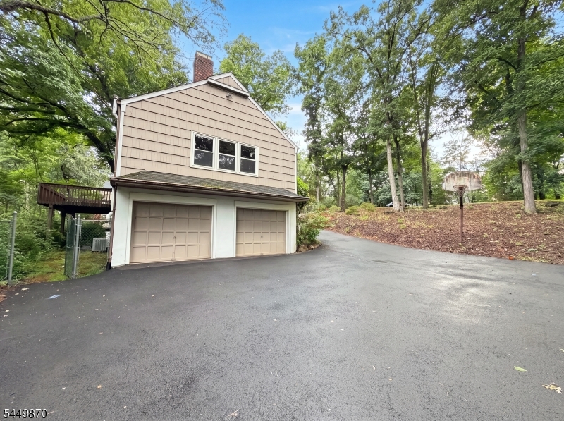 101 Wexford Way