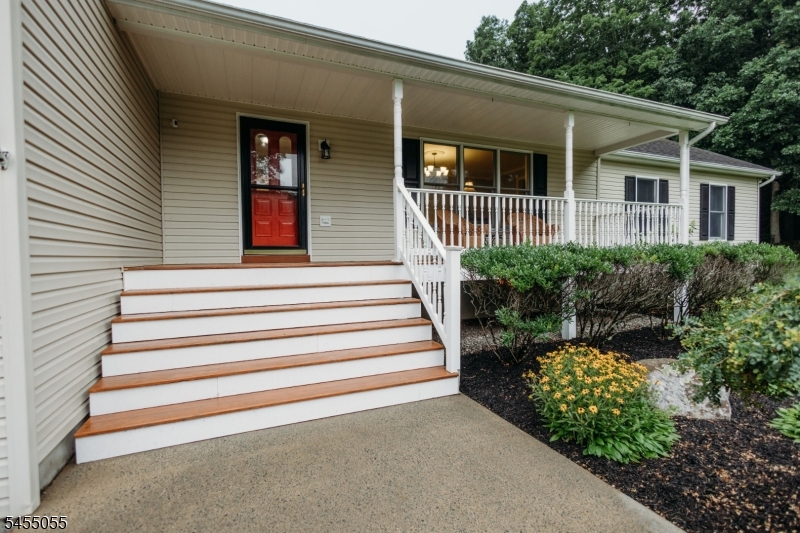 7 Twin Pond Rd
