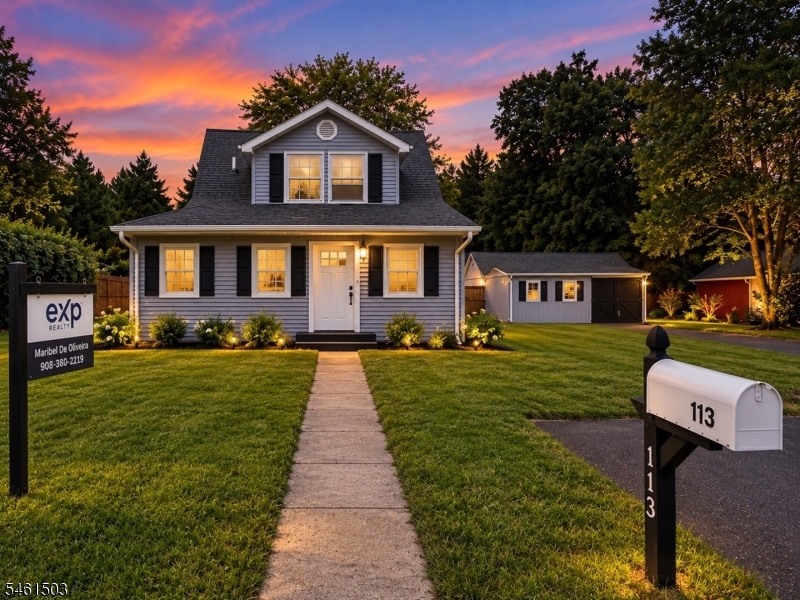 113 Sunset Ave