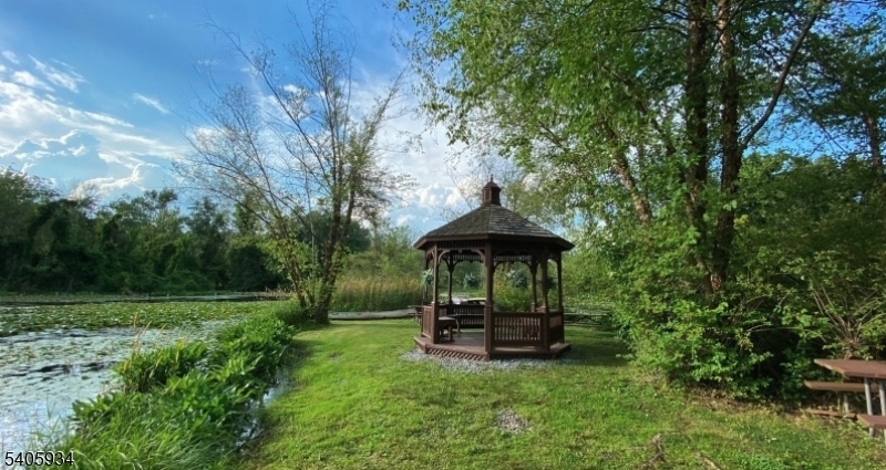Walking trail