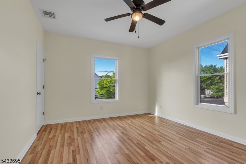BEDROOM #1