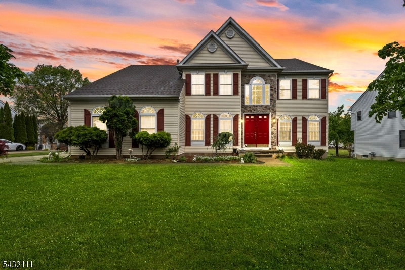10 Julie Ct, Franklin Twp., NJ 08873 Listing Photo  0