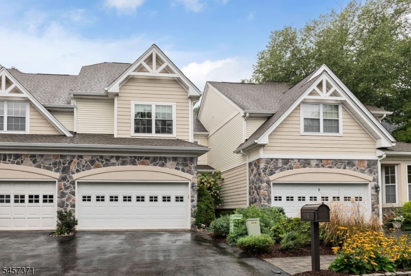 4 Kingsley Evans Cir
