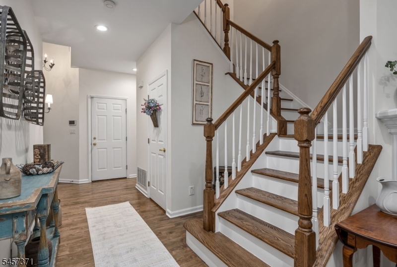 4 Kingsley Evans Cir