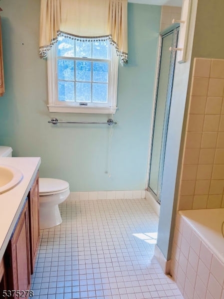 PRIMARY BR BATH