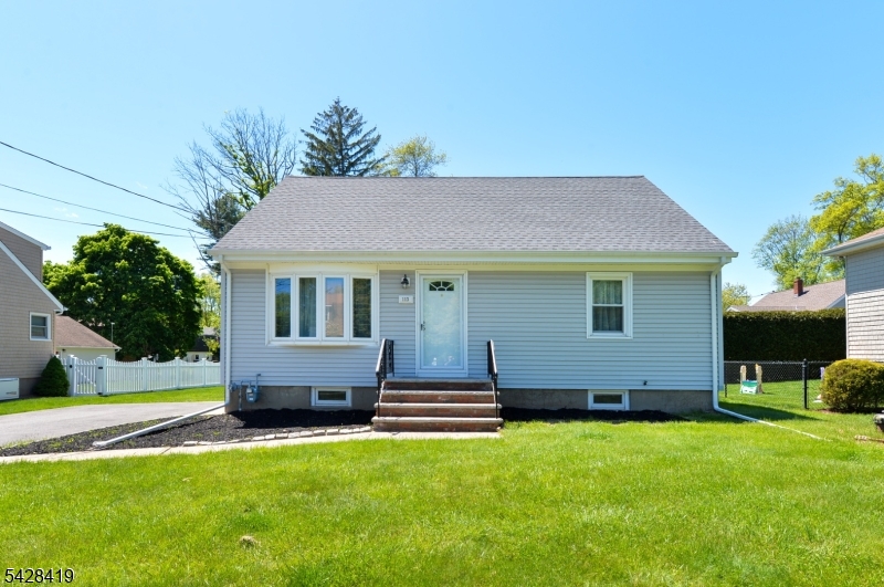 113 Stanley Ct, North Haledon Boro, NJ 07508 Listing Photo  0