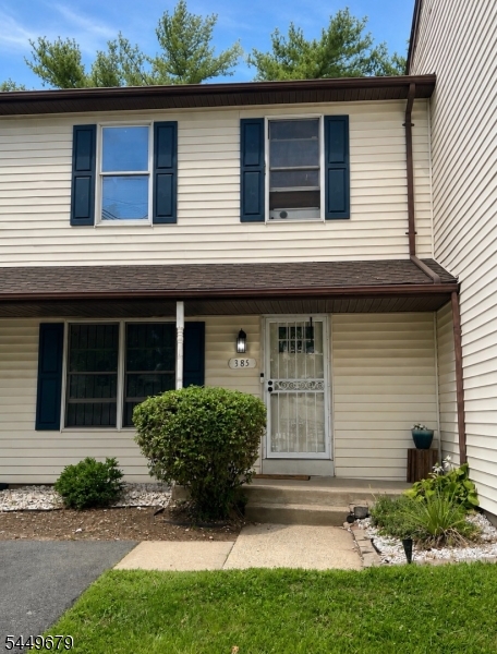 385 Fairmount Ave