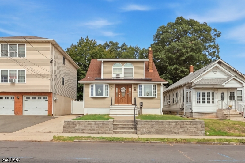 279 Winans Ave