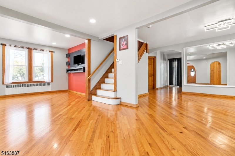 279 Winans Ave