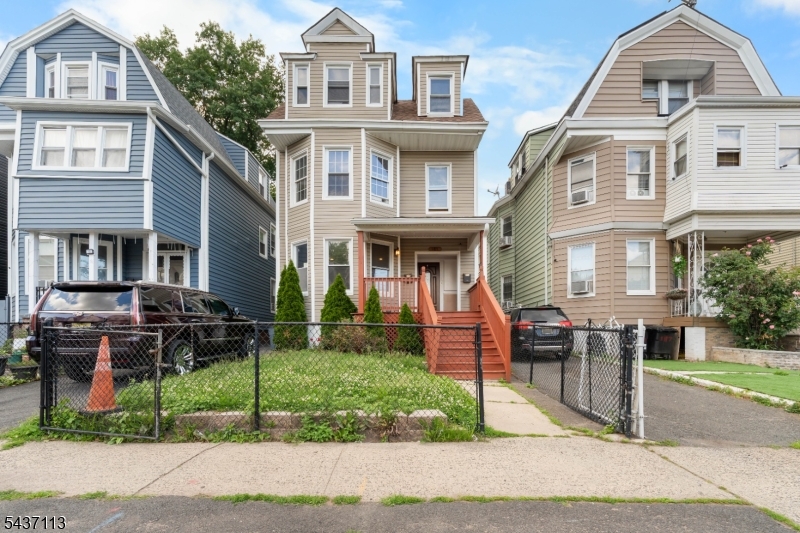 185 N 18Th St, #1, East Orange City, NJ 07017 Listing Photo  0