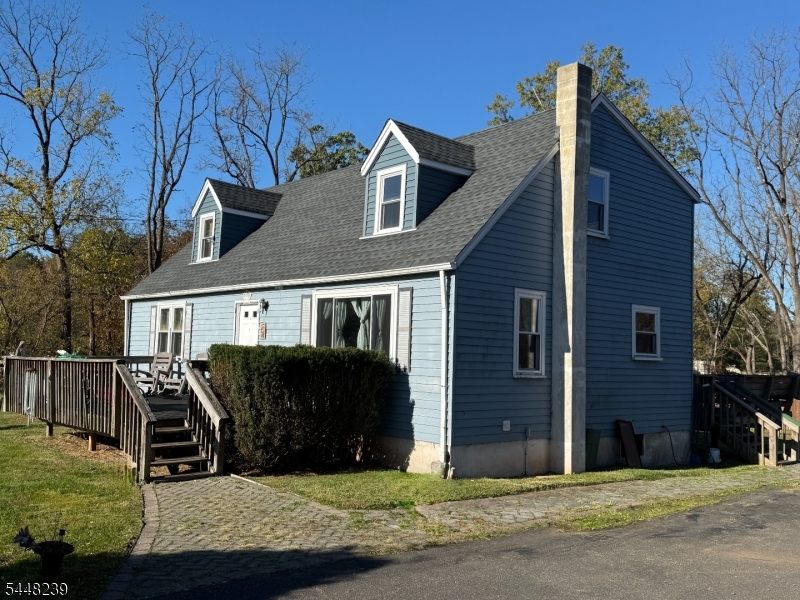 53 Ridge Rd