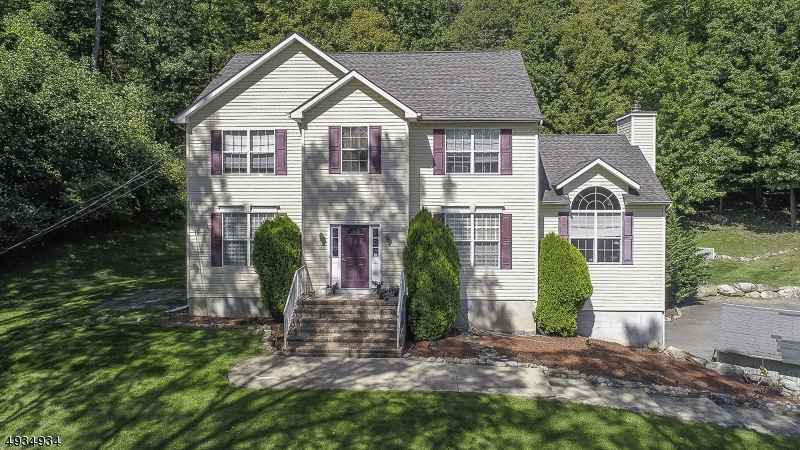 145 Mountain Lake Rd