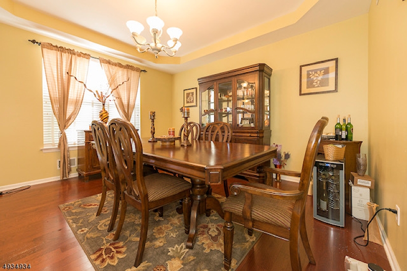 145 Mountain Lake Rd