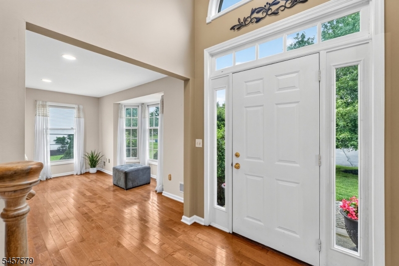 12 Poppy Dr