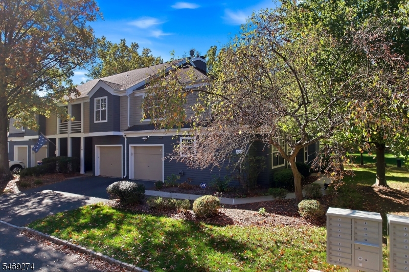 299 Greenfield Rd