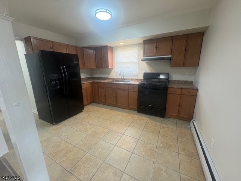 KITCHEN VIEW 3