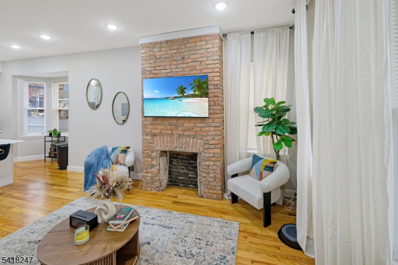 Entry to Living Room
