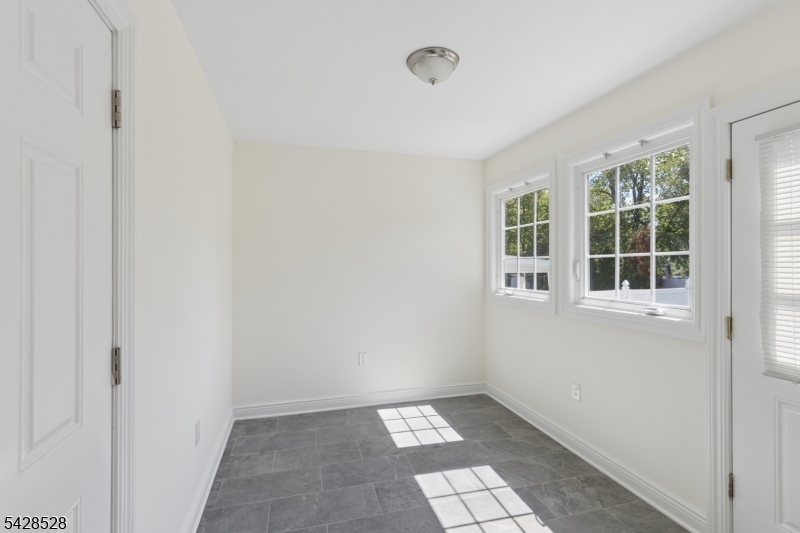 MUDROOM/PANTRY AREA