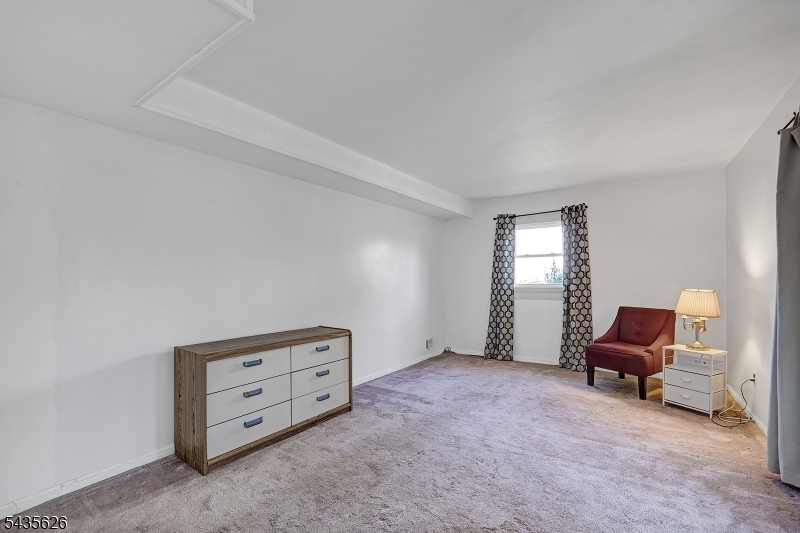 Ground Level Family Rm