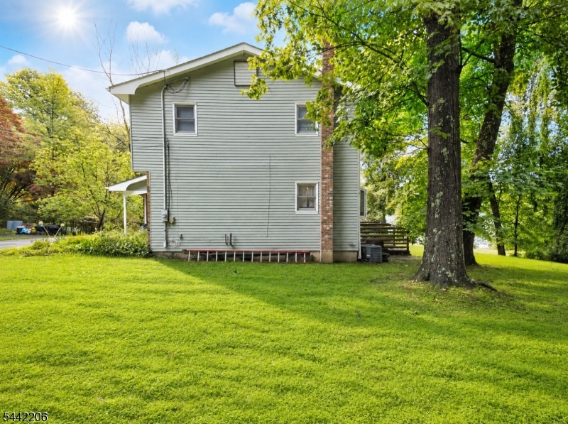123 Mount Grove Rd