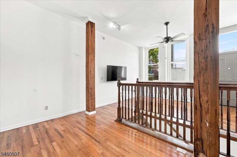 54 Mcwhorter St 106