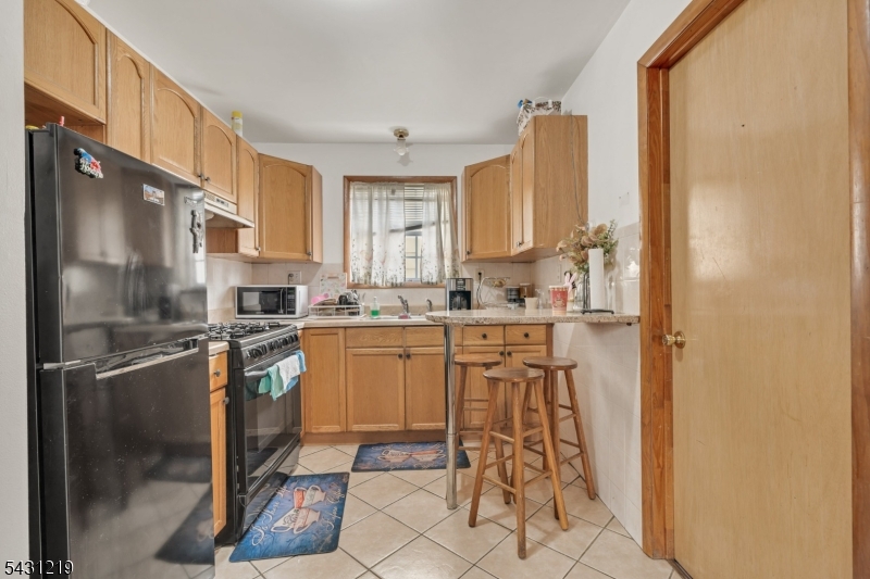 3RD FL KITCHEN