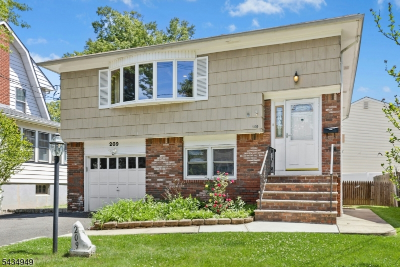 209 Chestnut St, Union Twp., NJ 07083 Listing Photo  0