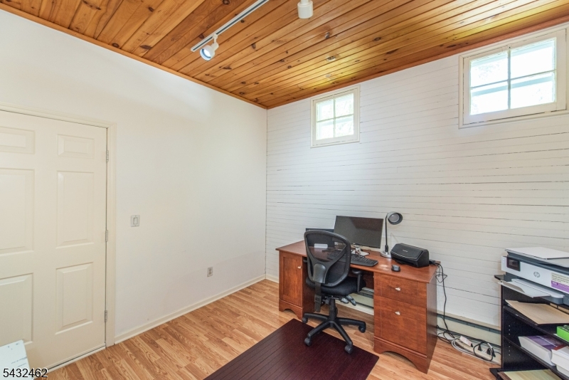 Bedroom/Office - First Floor