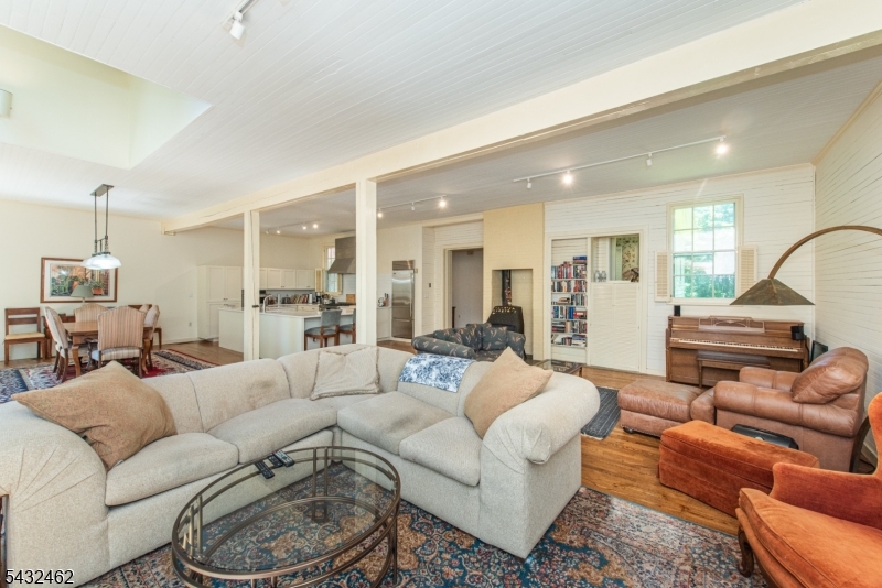Main - Living Room Area