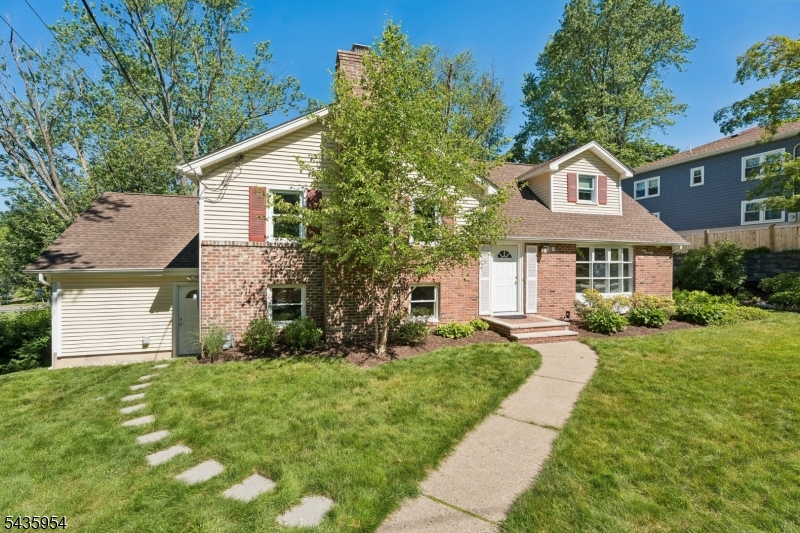 30 Crestwood Rd, Morristown Town, NJ 07960 Listing Photo  0