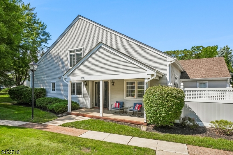 65 Winthrop Rd
