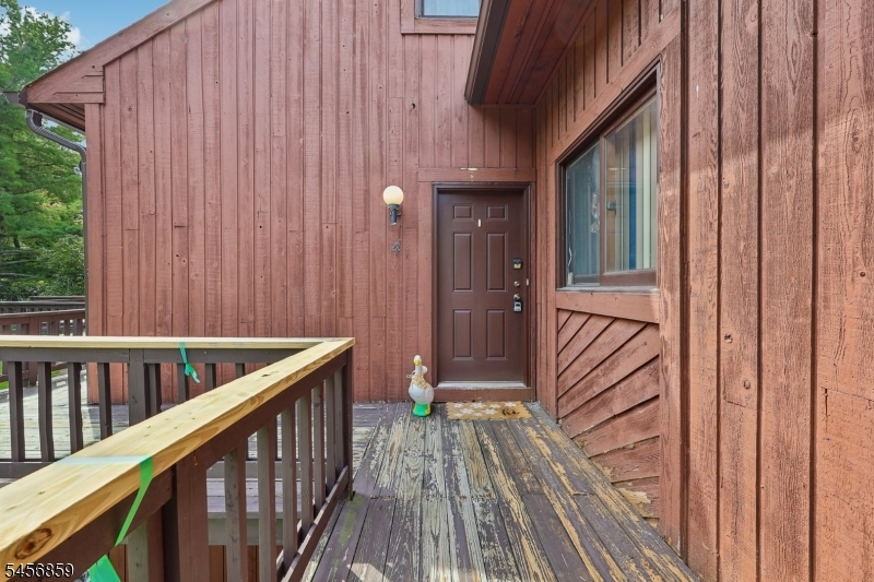 1 Beaver Creek Dr 4
