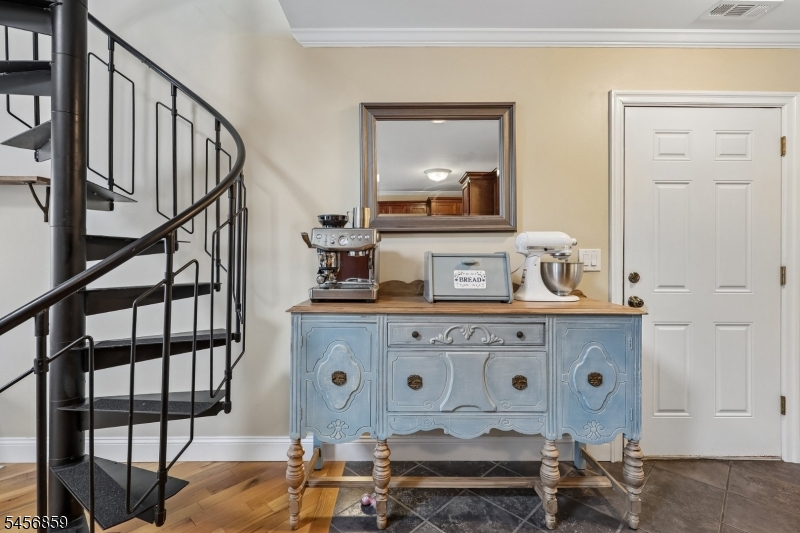 1 Beaver Creek Dr 4