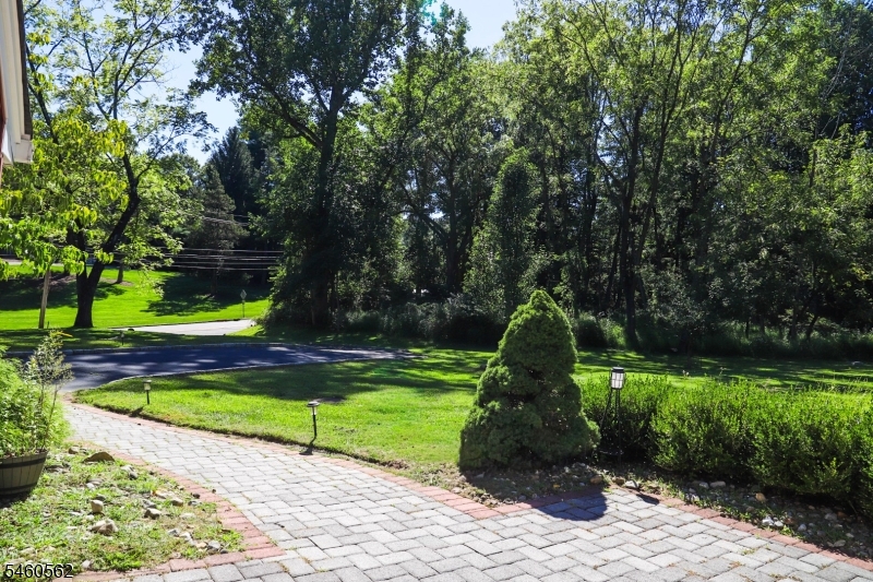 3 Openaki Rd