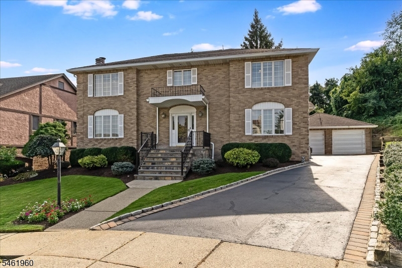 37 Jani Ct