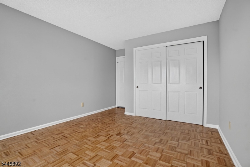 41 Wilson Ave D