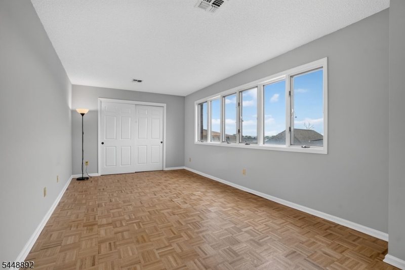 41 Wilson Ave D