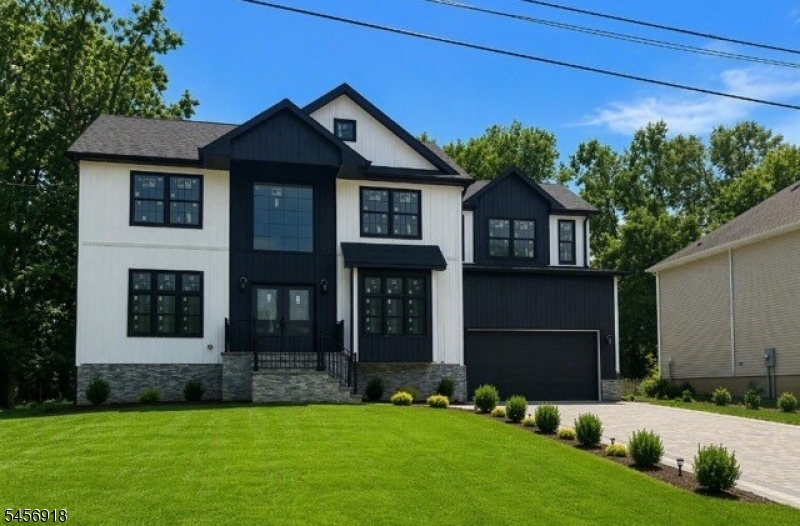 80 Gaywood Ave