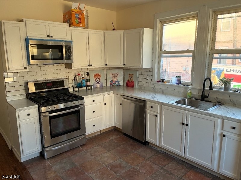 45 Finlay Pl, Newark City, NJ 07106 Listing Photo  0