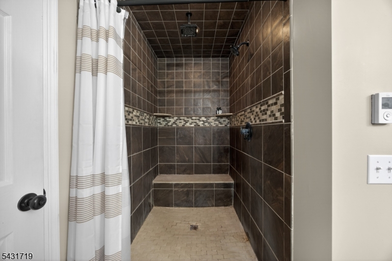 FULL BATH