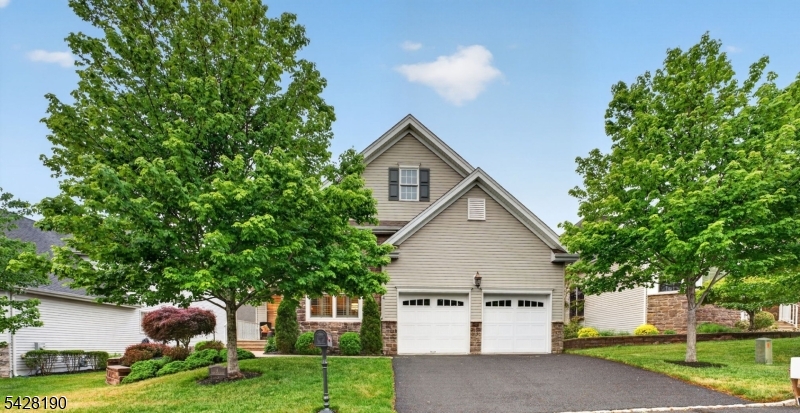 4 Mayflower Ct, Franklin Twp., NJ 08873 Listing Photo  0