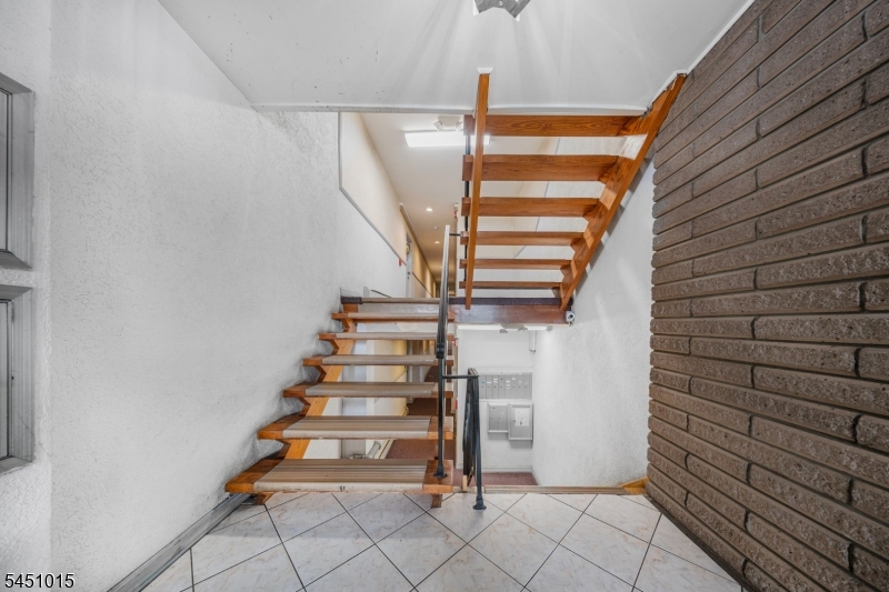 747 N Broad St 105