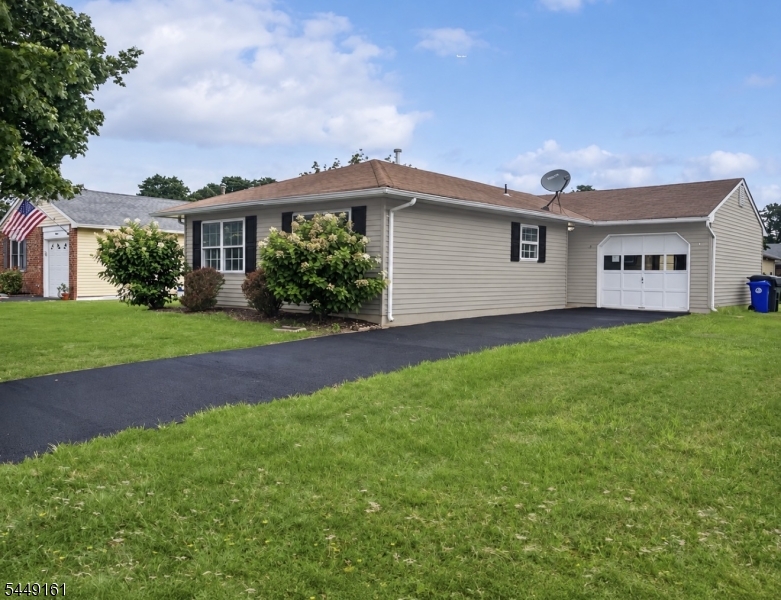 11 Reef Pl
