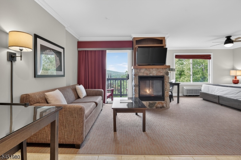 2 Chamonix Dr 518