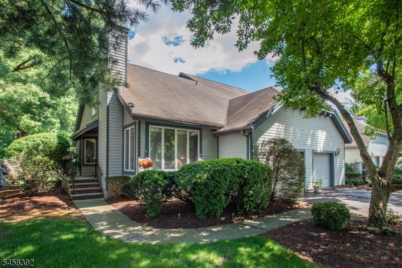 75 Birch Ln