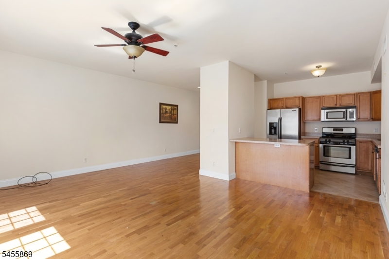 1677 Springfield Ave 2